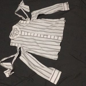 Short with cutout shoulder